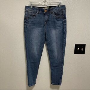 Democracy Medium Wash “ab” technology Skinny Jeans Size 10